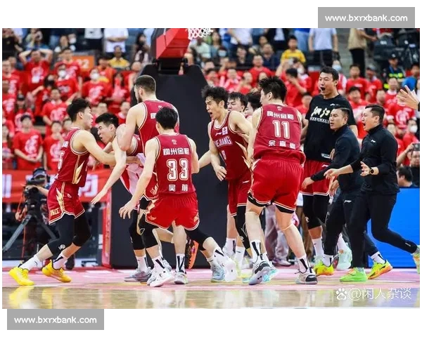 CBA新赛季焦点战前瞻多队争夺季后赛席位分析